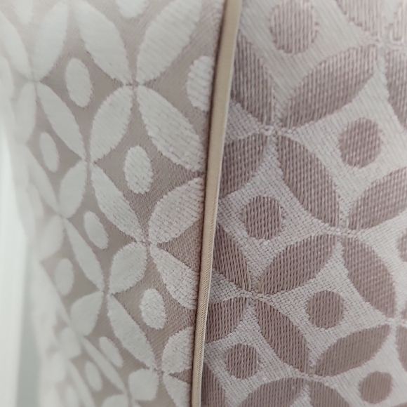 Elegant Cream Peplum Skirt Suit - Picture 10 of 16